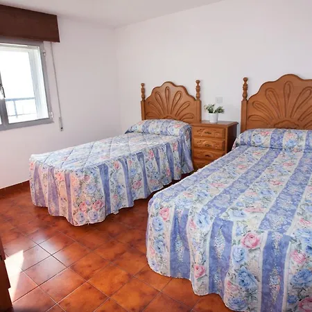 - 2 Bedrooms With Sea Views Young People Group Not Allowed - 06969 Apartamento